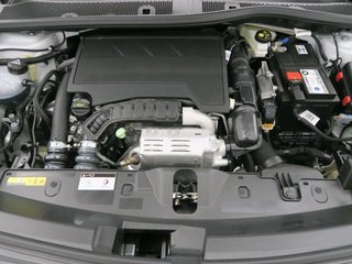Peugeot 2008 Allure Pack Puretech 100 S&S 6 Vel. MAN
