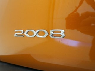 Peugeot 2008 Allure Pack Puretech 100 S&S 6 Vel. MAN