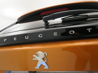 Peugeot 2008 Allure Pack Puretech 100 S&S 6 Vel. MAN