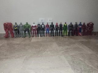 Lote Figuras Marvel y DC