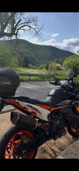 KTM 890 SMT 2023 - 11.000 km