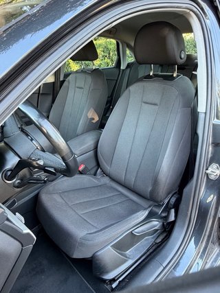 Audi A4 30 tdi advanced 136 cv  2 años garantia