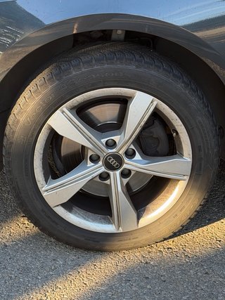 Audi A4 30 tdi advanced 136 cv  2 años garantia