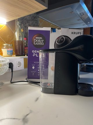 Cafetera Nescafé Dolce Gusto Genio S Plus
