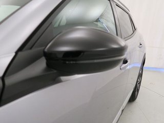 Peugeot 2008 Allure Pack Puretech 100 S&S 6 Vel. MAN