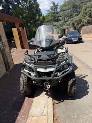 Can-Am Outlander 1000 MAX ATV