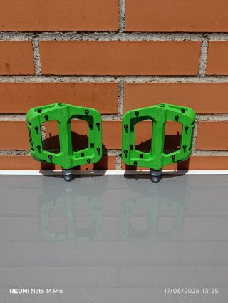 Pedales RACEFACE CHESTER plataforma, Nylon, verdes