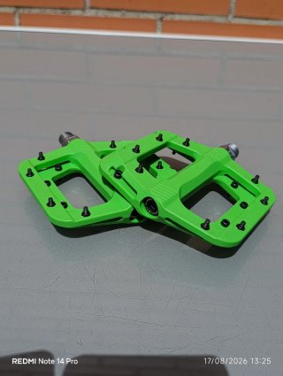 Pedales RACEFACE CHESTER plataforma, Nylon, verdes