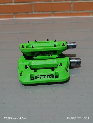 Pedales RACEFACE CHESTER plataforma, Nylon, verdes