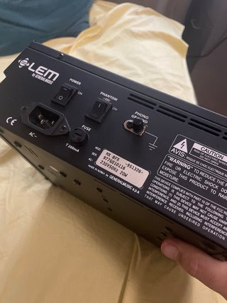 Mesa de mezclas LEM MX8FX STEREO MIXER
