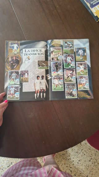 Álbum Monedas Oficiales Real Madrid Completo