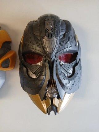 Máscaras Transformers Bumblebee y Decepticon
