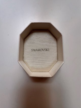 Caja pequeña Swarovski blanca