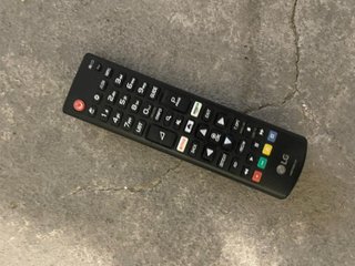 LG 55" 4k UHD Smart TV Televisión Como Nueva
