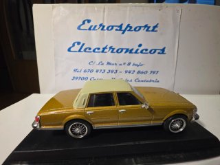 Cadillac Seville 1978 escala 1/43
