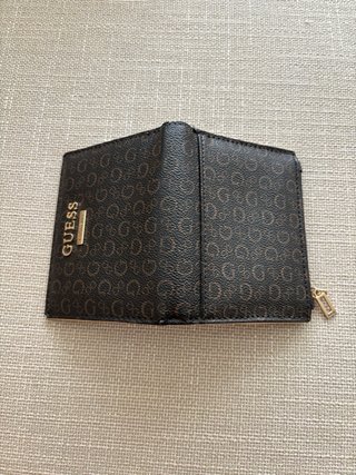 Monedero Guess Marrón
