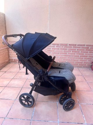 Carro gemelar Jane