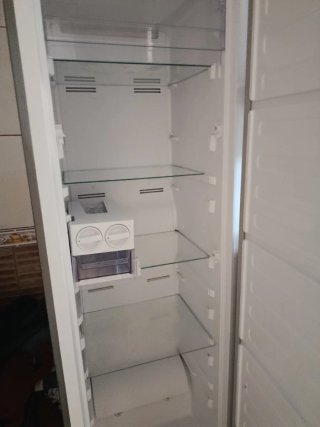 Congelador arcón Beko poco uso