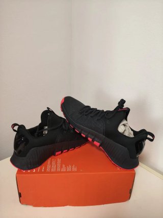 T46 Nike Free Metcon 6 Negro/Rojo