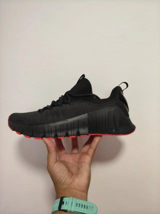T46 Nike Free Metcon 6 Negro/Rojo