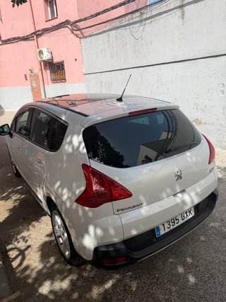 Peugeot 3008 2010