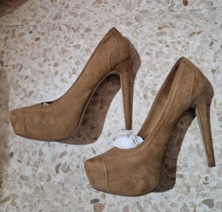 Tacones Beige/Marrón