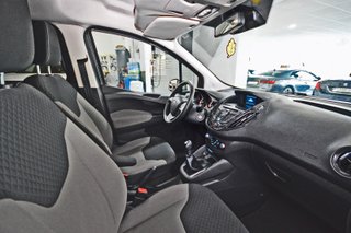 FORD TOURNEO COURIER 1.5 TDCI TITANIUM