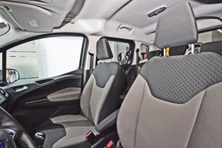 FORD TOURNEO COURIER 1.5 TDCI TITANIUM