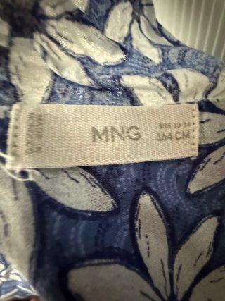 Mono niña estampado floral.  Talla 12-14 años
