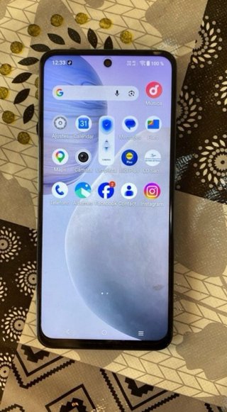 Smartphone, Telefono, como NUEVO, Vivo Y28 Negro