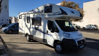 Autocaravana 7 plazas · Litio · Autonomía total