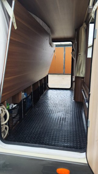 Autocaravana 7 plazas · Litio · Autonomía total