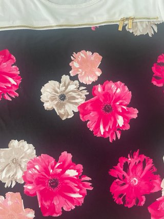 Blusa mujer flores y cremallera dorada