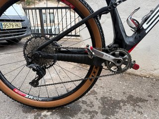Bicicleta carbono doble suspensión SUPERIOR BIKE