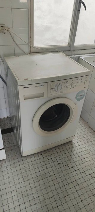 Frigorífico, cocina-horno y lavadora