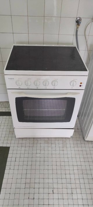 Frigorífico, cocina-horno y lavadora