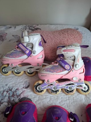 Patines niña talla ajustable + protecciones