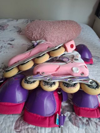 Patines niña talla ajustable + protecciones