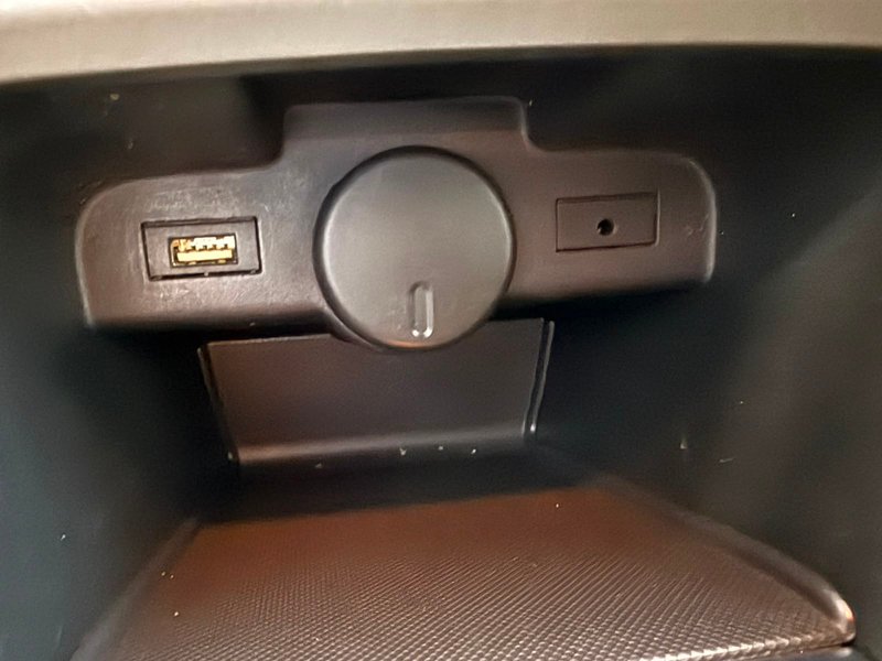 Opel Astra 2011, foto 9