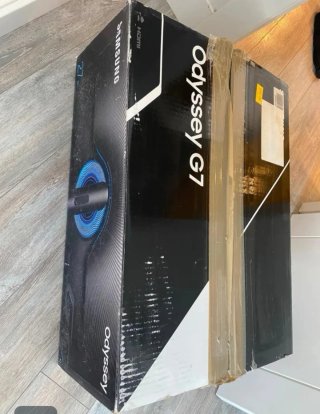 Samsung Odyssey G7 27 QLED 240Hz