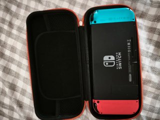 Nintendo Switch en buen estado + cartucho magico