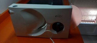 Cortafiambres plegable blanco. Marca SAN IGNACIO