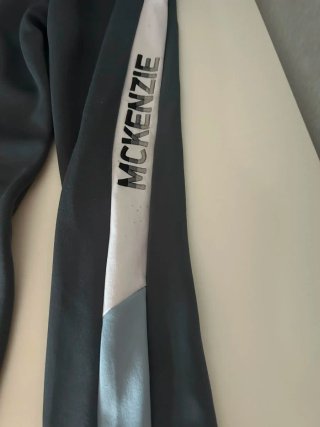 Lote 3 Pantalones Mckenzie, Adidas y pull and bear