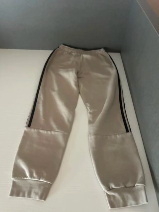 Lote 3 Pantalones Mckenzie, Adidas y pull and bear