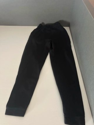 Lote 3 Pantalones Mckenzie, Adidas y pull and bear