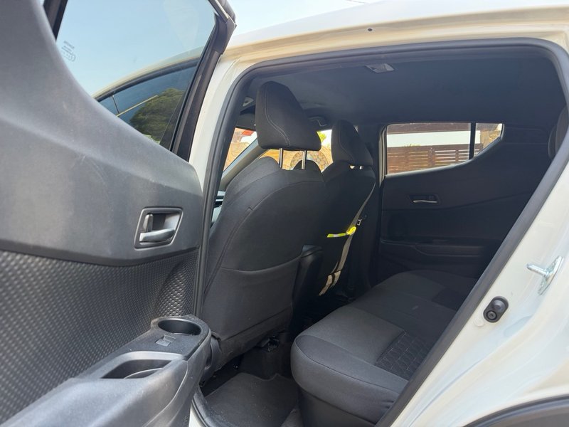 Toyota C-HR 125H Advance 2021, foto 11