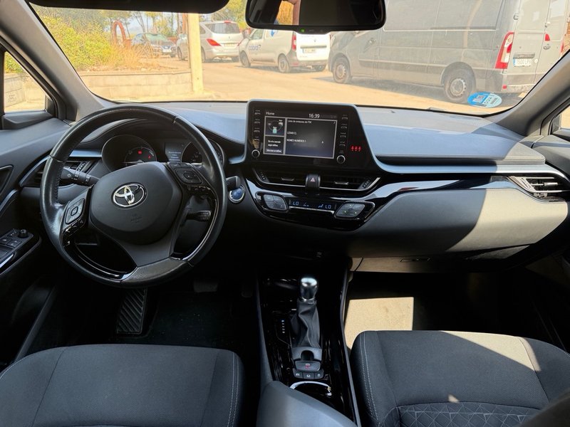 Toyota C-HR 125H Advance 2021, foto 9