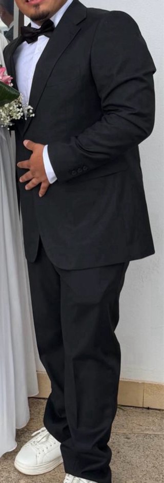 TRAJE NEGRO PARA HOMBRE.