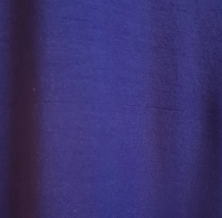 Vestido halter morado intenso y cinturón crochet