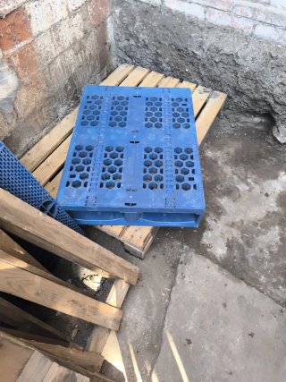 Palets de madera variados